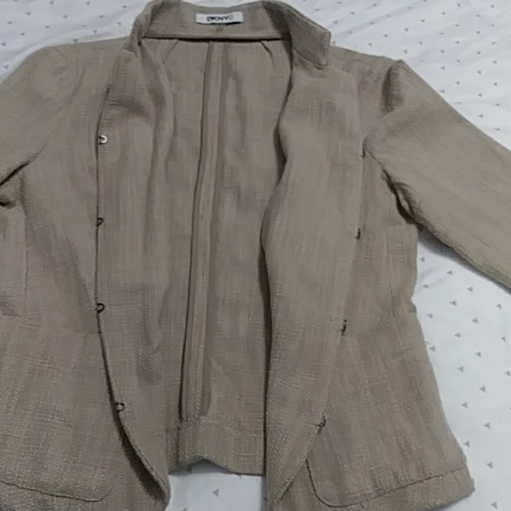 Jacket - Picture 3 of 6